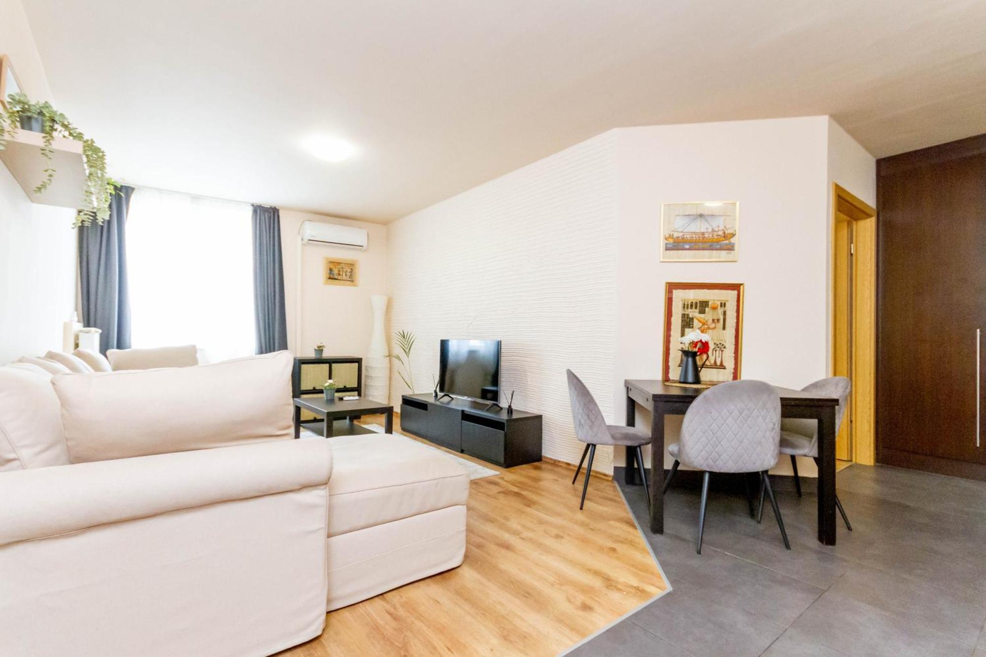 Modern Comfort In Jozsef Street By Nw Apartament Budapesta