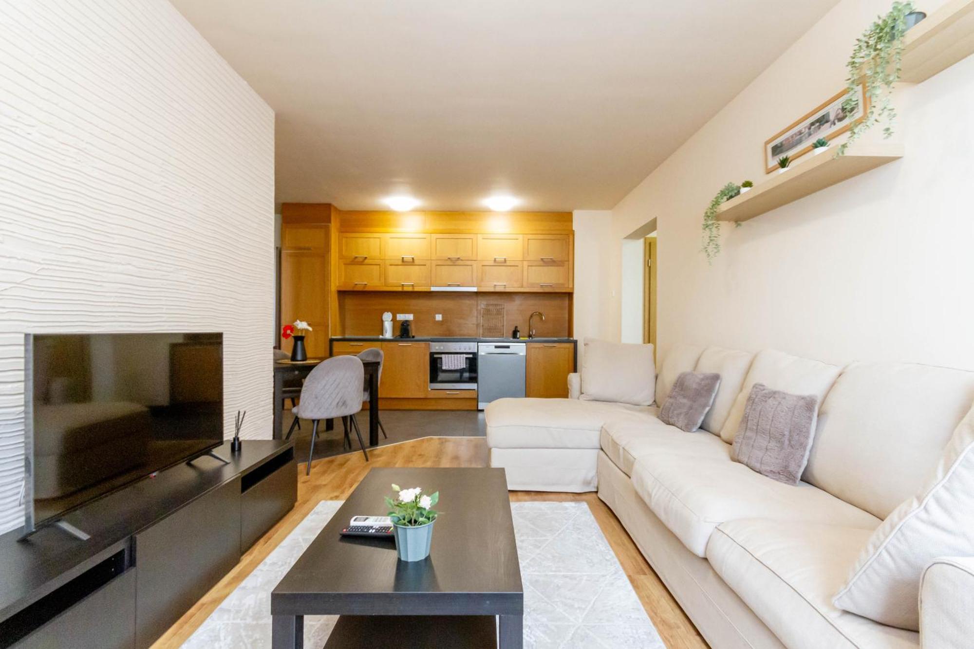 Modern Comfort In Jozsef Street By Nw Apartamento Budapest